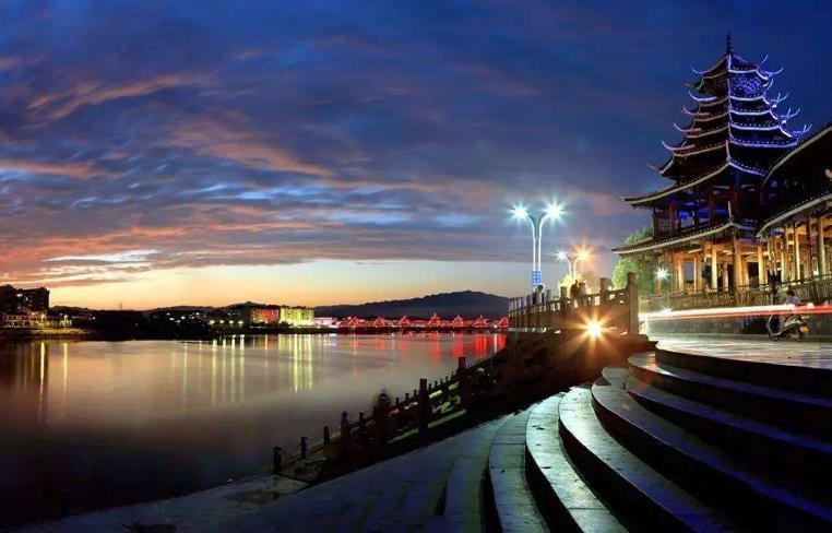 湘水之畔的温馨日常,湖南笑声传扬